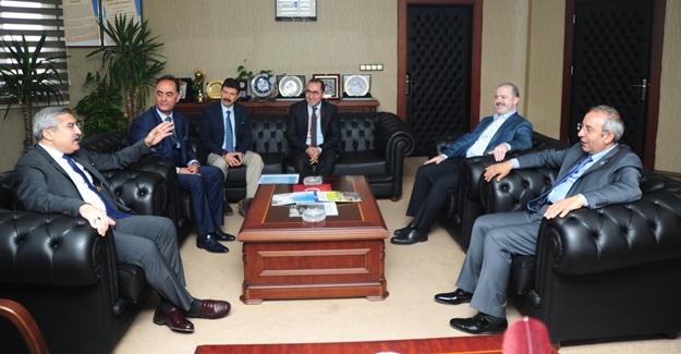 Bakan Yardımcısı Yayman Rektör Battal'ı ziyaret Etti