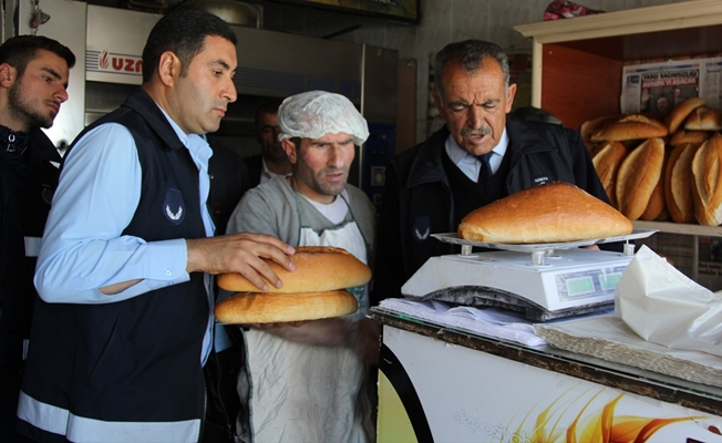 Başkale'de zabıta denetimleri