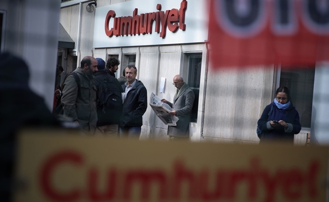 Cumhuriyet'in web genel yayın yönetmeni tutuklandı