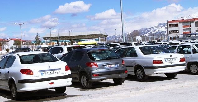 ARAÇLARINI PARK EDİP UÇAKLA GİDİYORLAR - VAN HABERLERİ