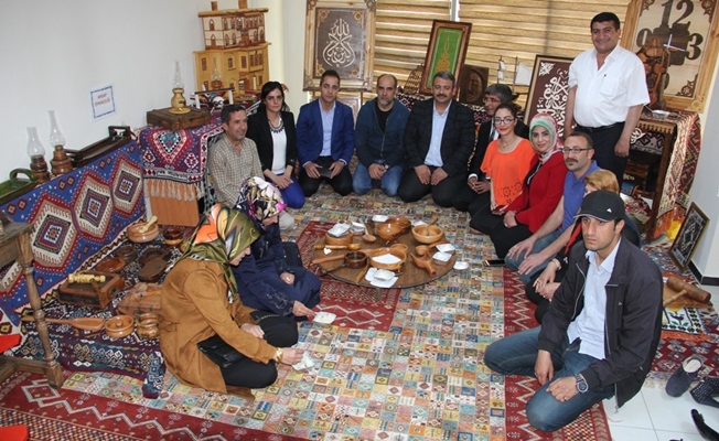 ‘Hayatlar Solmasın’ ekibinden karma sergi