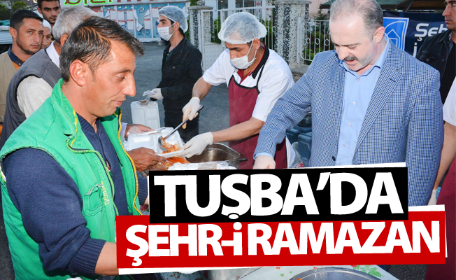 Tuşba'da vatandaşlar iftar çadırında buluştu!