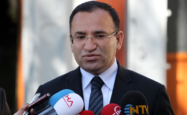 Bozdağ: FETÖ'den tutuklu sayısını açıkladı!