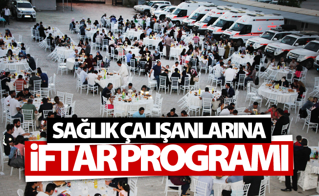 Van'da sağlık çalışanları iftarda bir araya geldi