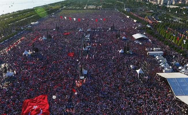 CHP'nin Maltepe mitingine kaç kişi katıldı?