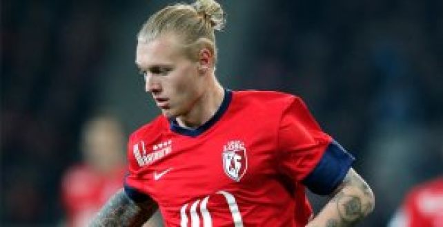 Simon Kjaer kimdir hangi takımlarda oynadı kaç yaşında!Simon Kjaer'in video görüntüleri