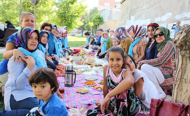 Van Yemekleri Grubundan Vali Zorluoğlu’na teşekkür