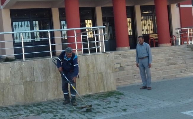 Çaldıran’da okulların çevre düzenlemesi