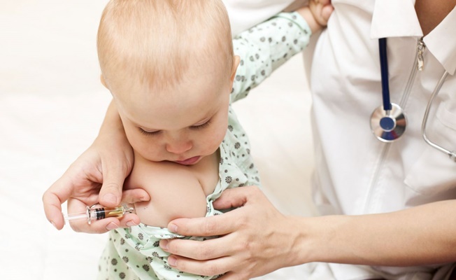 Çocuk aşıları tek bir iğneye giriyor