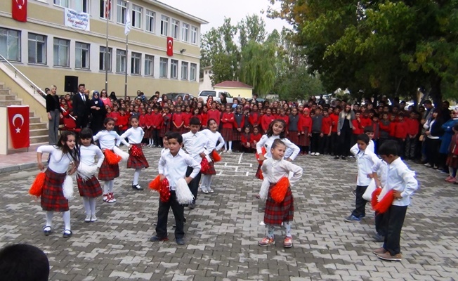 Erciş'te İlköğretim Haftası Etkinliği