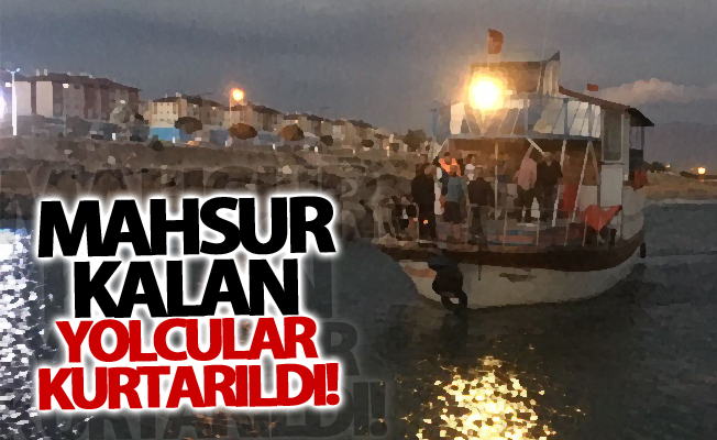 Van Gölü’nde mahsur kalanları jandarma kurtardı