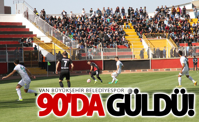 Van Büyükşehir Belediyespor 90'da güldü