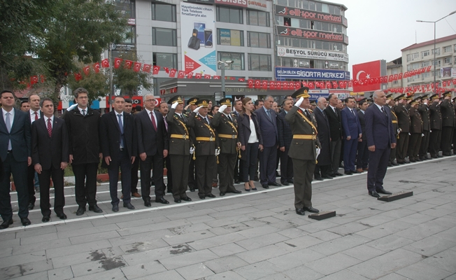 Van’da 29 Ekim Cumhuriyet Bayramı Kutlamaları