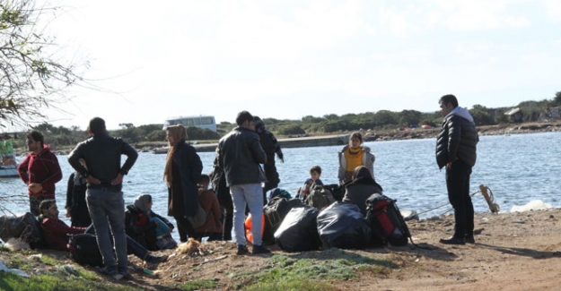 Didim’de göçmenler umut yolculuğu için fırsat kolluyor
