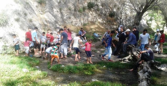 Van'da Horhor Çeşmesi Halkın Akınına Uğruyor!