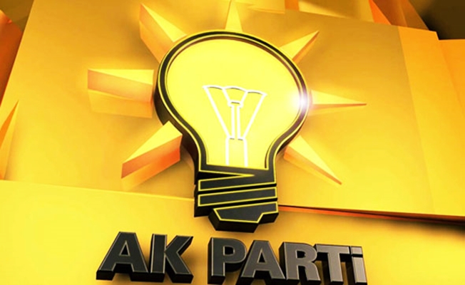 AK Parti'de 3 il başkanı istifa etti