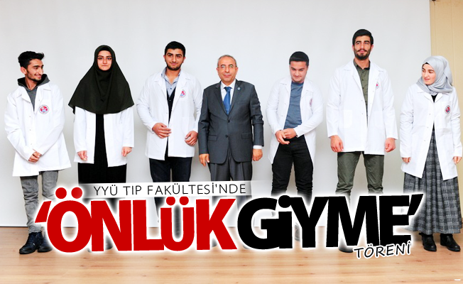 YYÜ Tıp Fakültesi öğrencileri önlüklerini giydiler