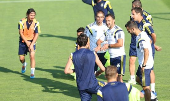 Fenerbahçe harl harıl çalışıyor idmanlar devam ediyor