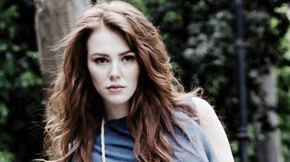 Kiralık Aşk Dizisin'deki  Defne kimdir! Elçin Sangu kimdir! Star TV Kiralık Aşk Elçin Sangu'nun biyografisi