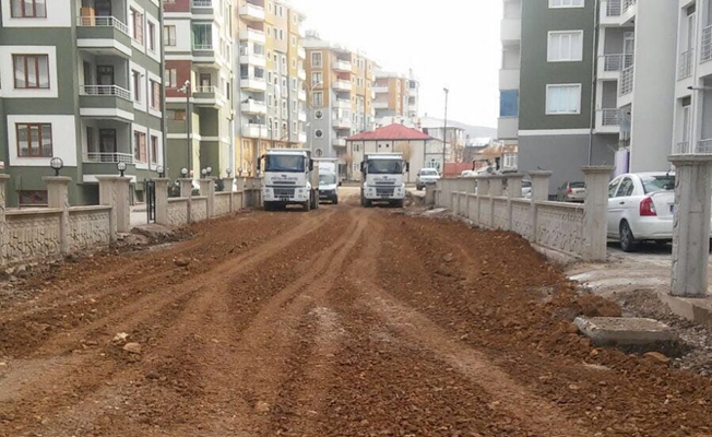 İpekyolu Belediyesinden yol onarım çalışması