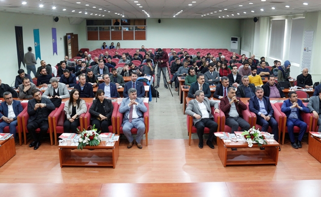 Van’da "İş Hayatı Deneyim Paylaşımı" konferansı