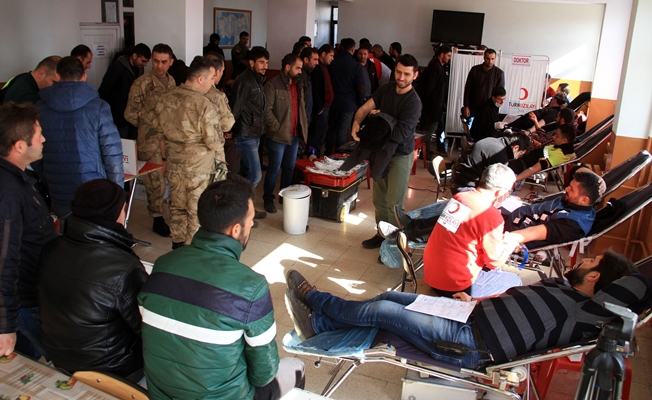 Güvenlik güçlerinden 'Afrin' için kan bağışı