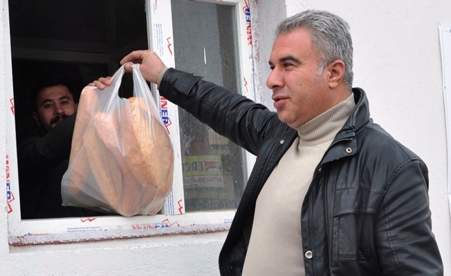 Erciş Belediyesi halk ekmeği satış noktalarını arttırdı