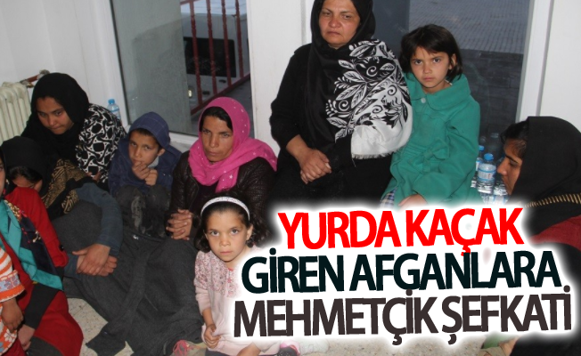 Yurda kaçak giren Afganlara Mehmetçik şefkati