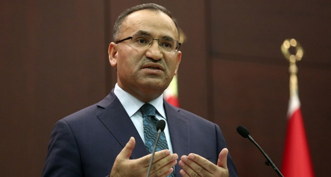 Bekir Bozdağ: Bugün tarihe 'kanlı pazartesi' olarak geçecektir