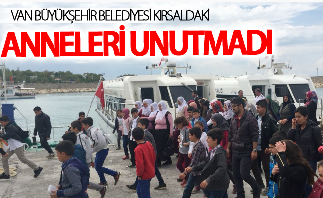 Van Büyükşehir Belediyesi kırsaldaki anneleri unutmadı