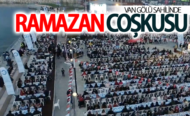 Van Gölü sahilinde Ramazan coşkusu