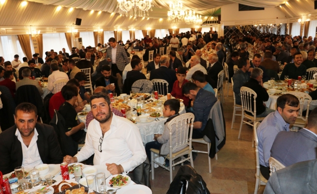 Arvas ailesi iftarda bir araya geldi