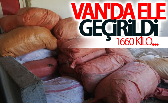 Van’da bin 660 kilogram işlenmiş kaçak yaprak tütün ele geçirildi