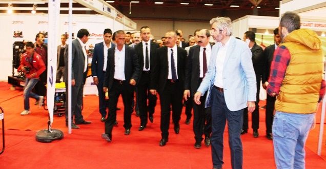 AK PARTİ HEYETİ FUARI GEZDİ - VAN HABERLERİ