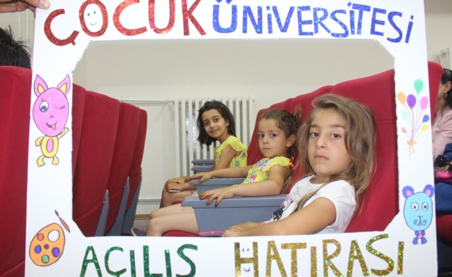 Van’da ‘Çocuk Üniversitesi’ açılışı