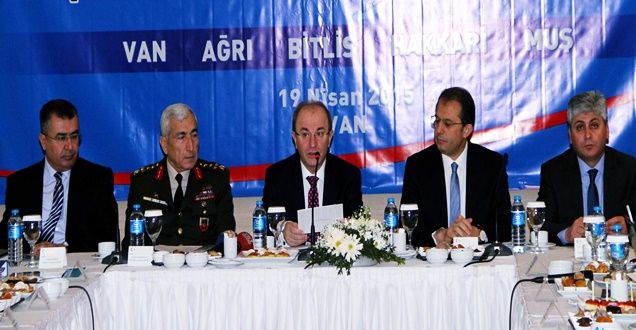 BAKAN ÖZTÜRK BAŞKANLIĞINDA GÜVENLİK TOPLANTISI - VAN HABERLERİ
