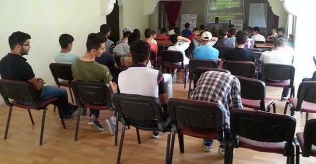 Gevaş'ta Oruç, İslamiyet Ve Gençlik Konferansı