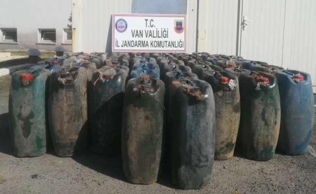 Van’da 3 bin litre kaçak akaryakıt ele geçirildi