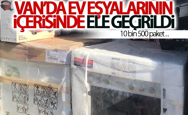 Van’da ev eşyalarının içerisinde 10 bin paket kaçak sigara ele geçirildi