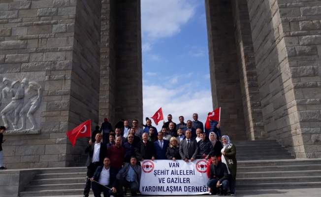 Şehit ailelerinden Çanakkale gezisi