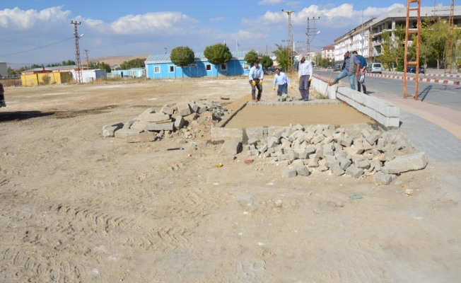 Erciş Belediyesinden hastaneye bin araçlık yeni otopark