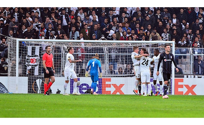 Beşiktaş 2-4 Genk