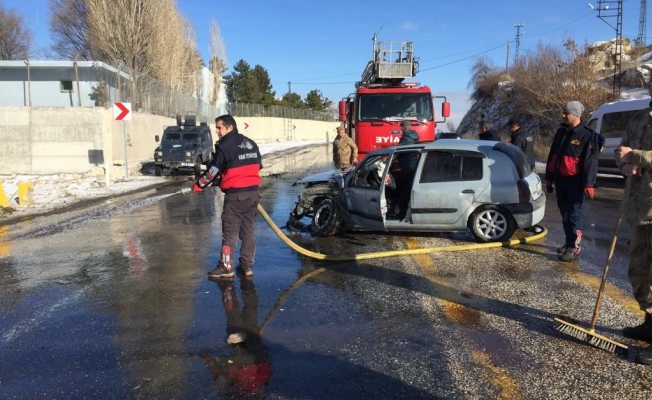 Van'da trafik kazası; 3 yaralı