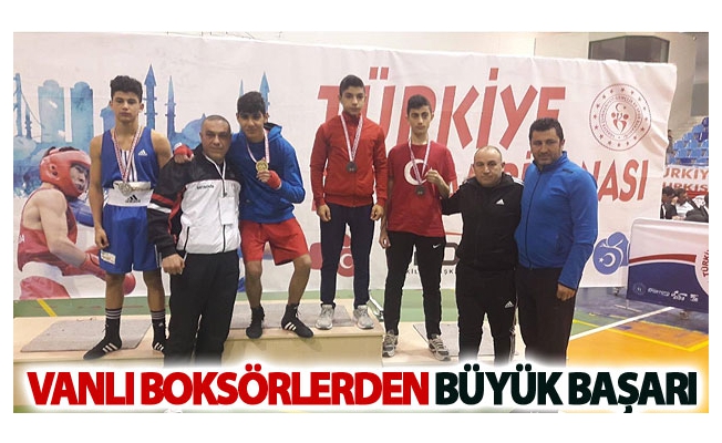 Vanlı boksörlerden büyük başarı