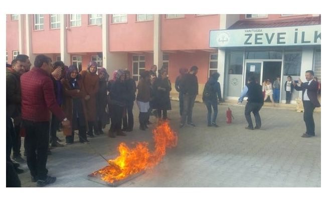 Öğretmen ve personele yangın eğitimi