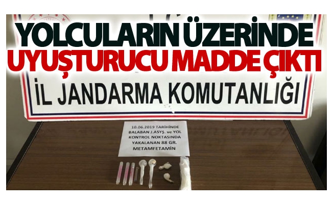 Yolcuların üzerinde uyuşturucu madde çıktı