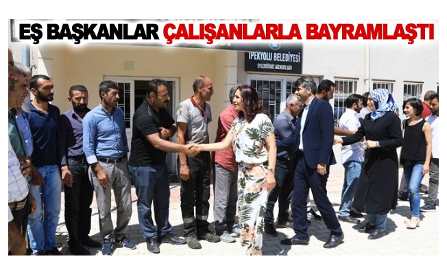 Eş Başkanlar Çalışanlarla Bayramlaştı