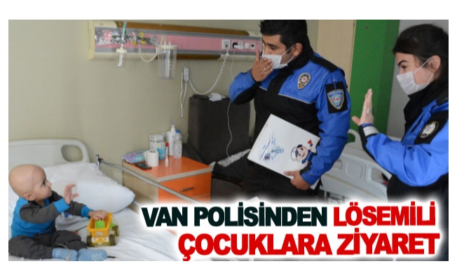 Van polisinden lösemili çocuklara ziyaret