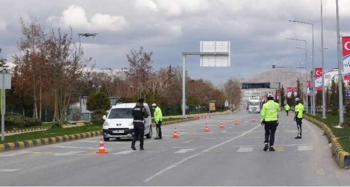 Van'da Cumartesi Pazar toplam kaç kişiye ceza kesildi? Rekor ceza