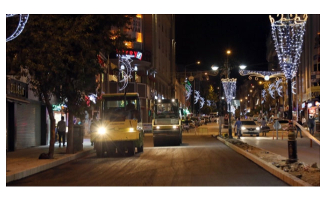 Maraş Caddesi’nde asfaltlama başladı